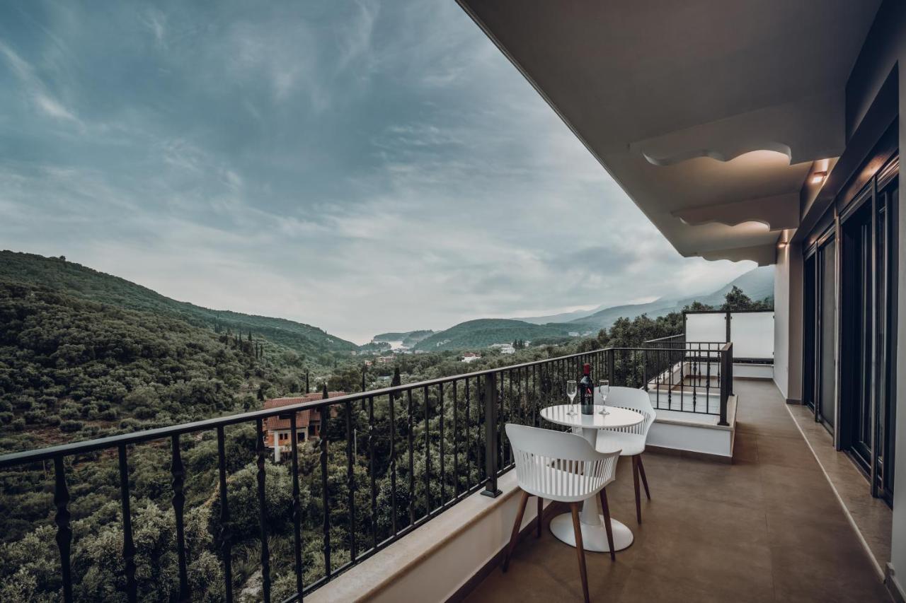 Suites Of Happiness Parga Luaran gambar